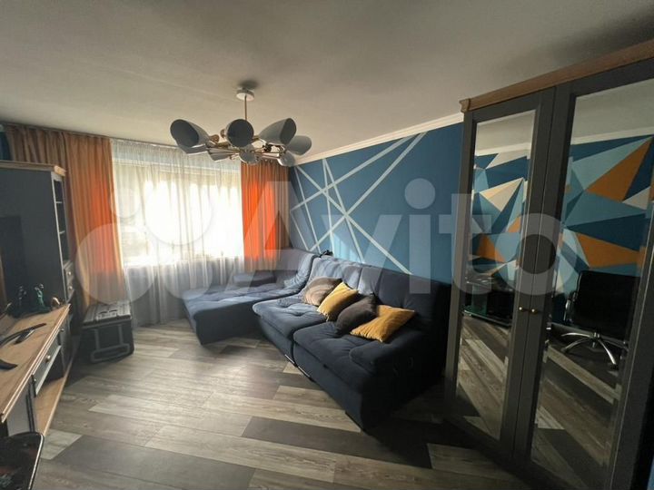 2-к. квартира, 53 м², 3/5 эт.