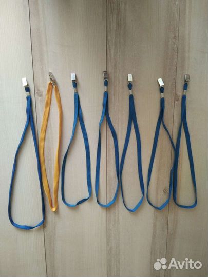 Ленты с клипсой для бейджа