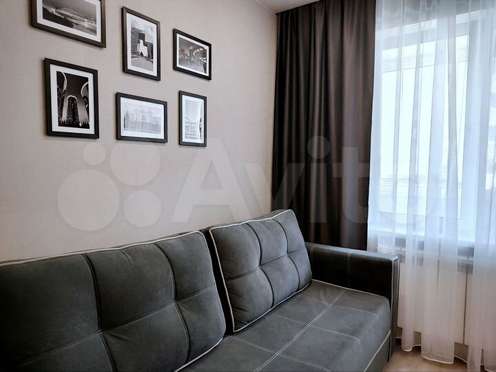 2-к. квартира, 44 м², 1/19 эт.