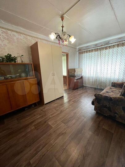 2-к. квартира, 42 м², 1/4 эт.