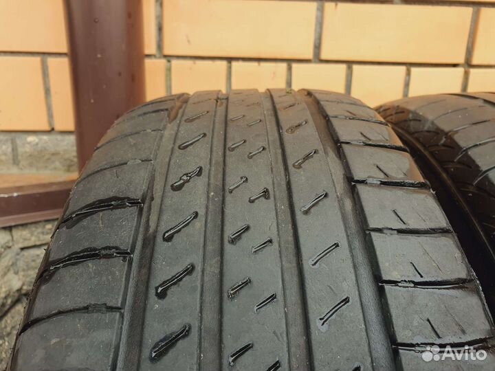 Bridgestone Dueler H/T 215/65 R16