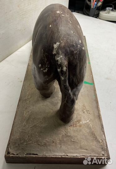Статуэтка гипсовая мастодонт, в реставрацию