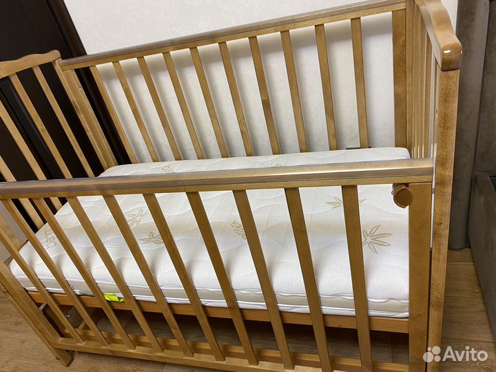 Детская кроватка Можга(Красная Звезда) с маятником