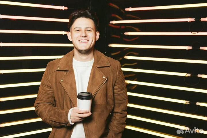 Ведущий на мероприятие