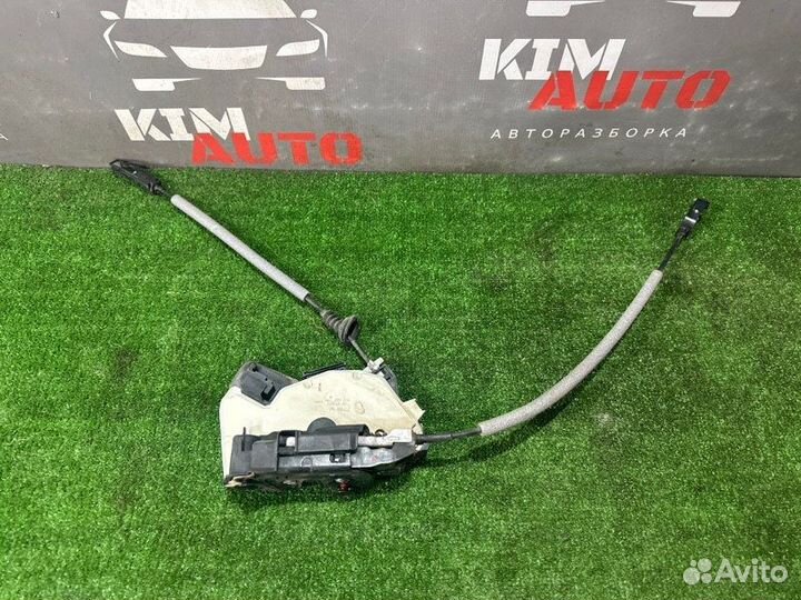 Замок двери задний правый Volkswagen Polo 5