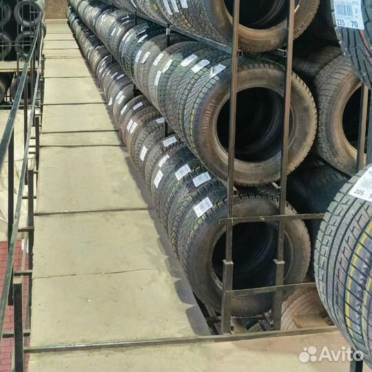 Dunlop SP Sport LM705 245/45 R18 100W