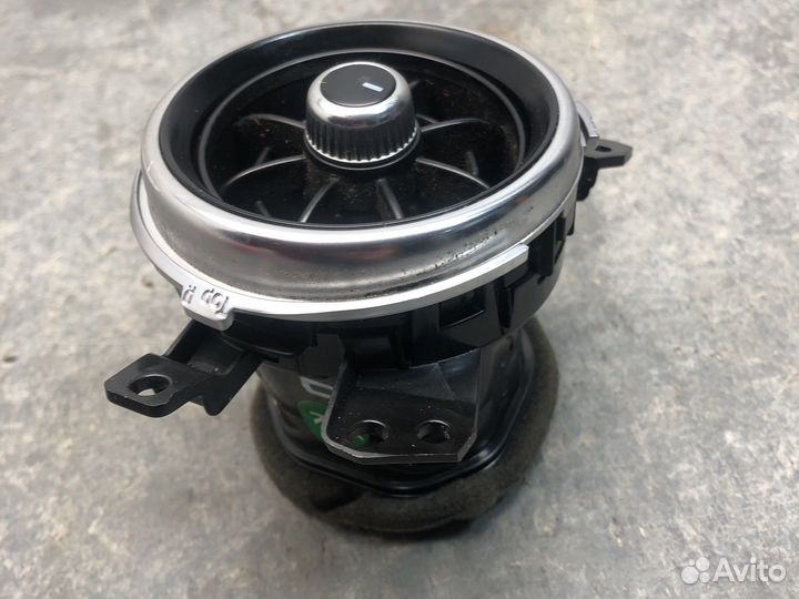 Прав дефлектор консоли Stinger GT