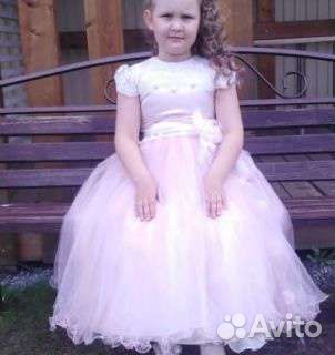 Платье для девочки нарядное