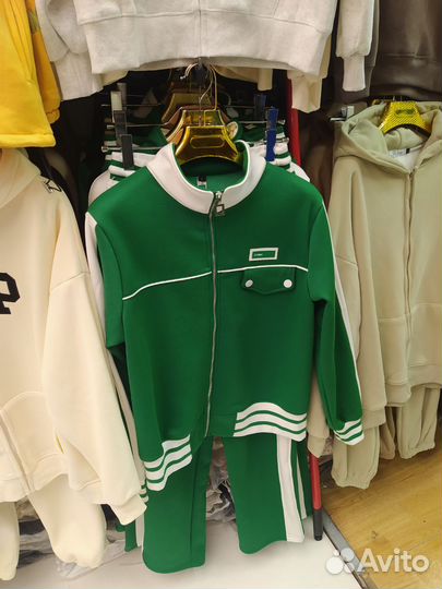 Одежда теплая женская