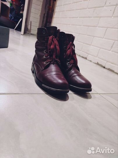 Ботинки женские 37 размер