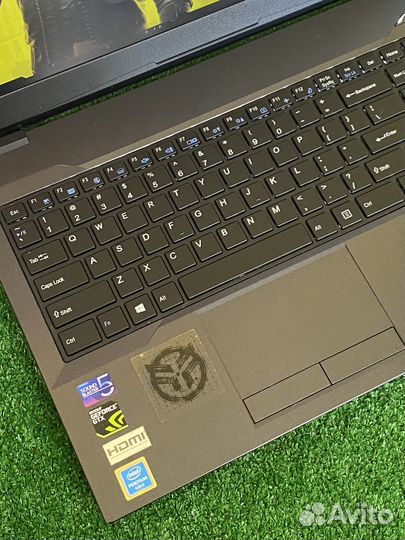 Игровой ноутбук i7/8/256/1050 Ti 4GB