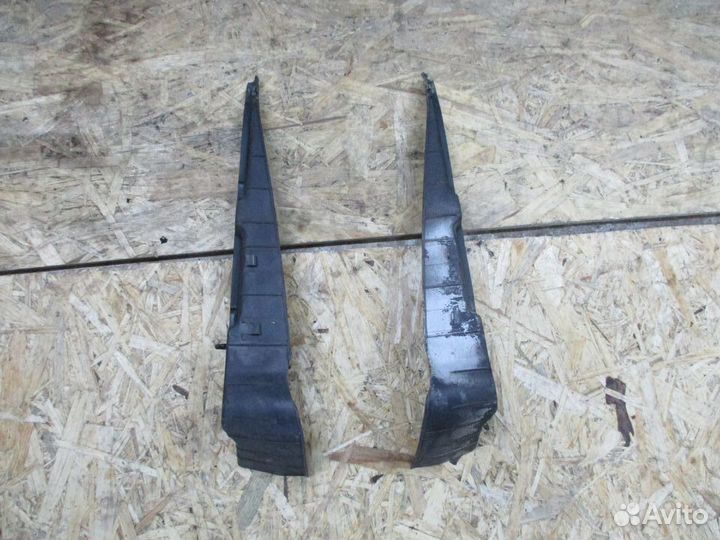 Пыльник крыла Ниссан Патрол Y61