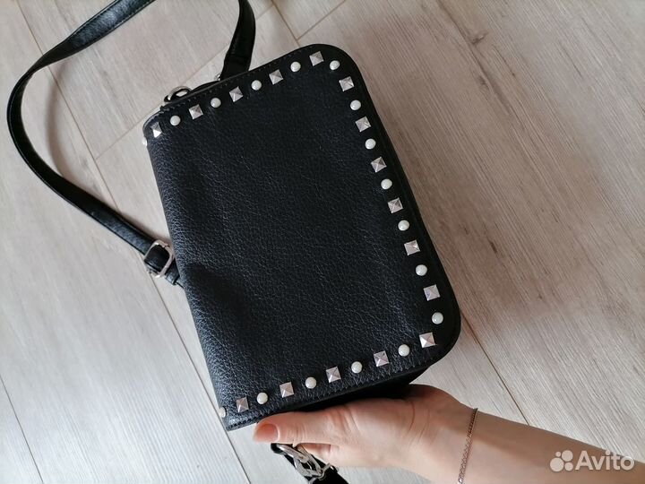 Сумочка маленькая черная