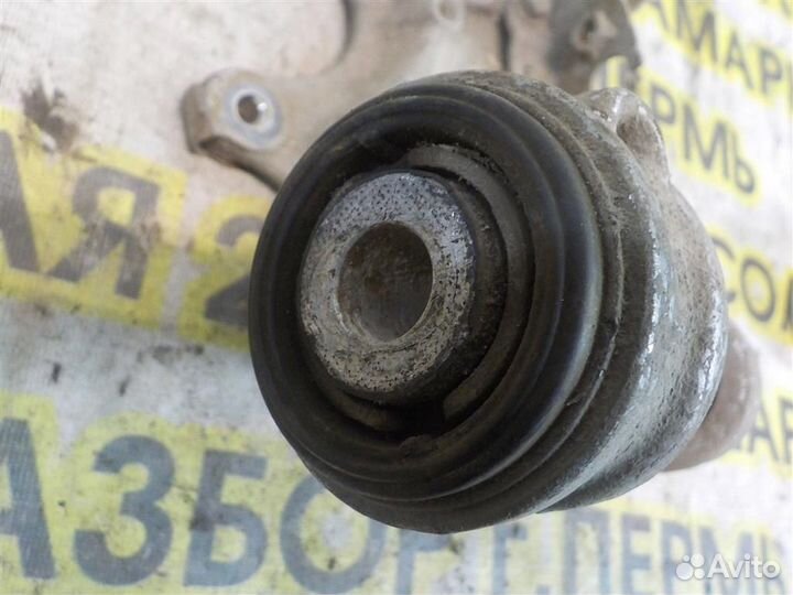 Кулак поворотный задний левый Honda Accord VII 20