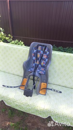 Детское кресло на велосипед