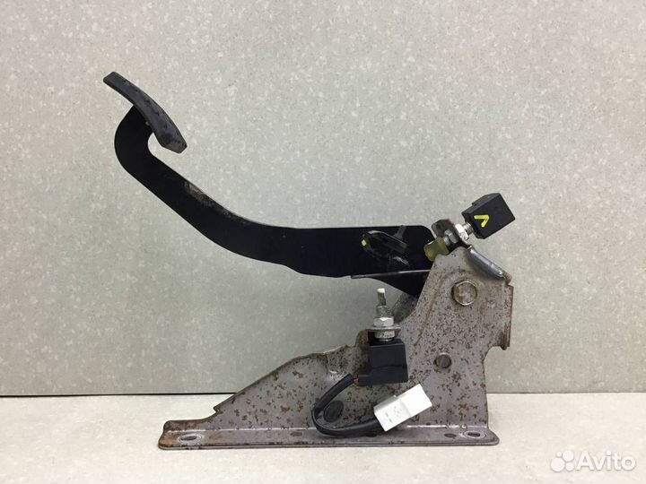 Педаль тормоза Kia Rio 3 (QB) 2011-2017 328001R100