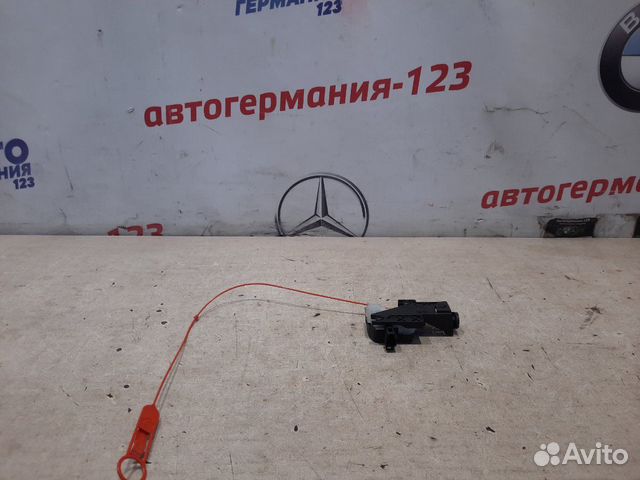 Активатор замка крышки бензобака Mercedes E350