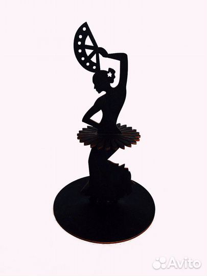 Салфетница балерина