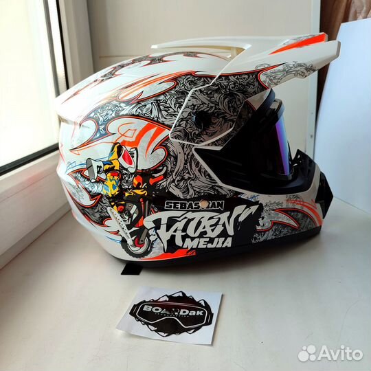 Мотоочки новые, шлем кроссовый, читайте обьявление