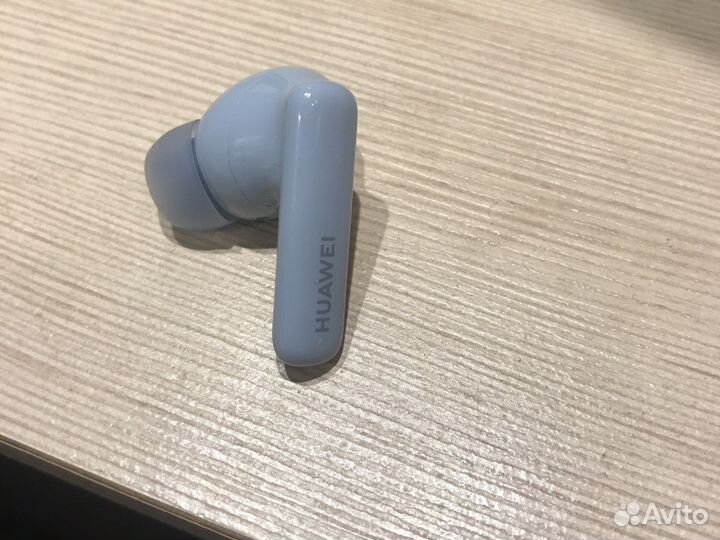 Беспроводные наушники