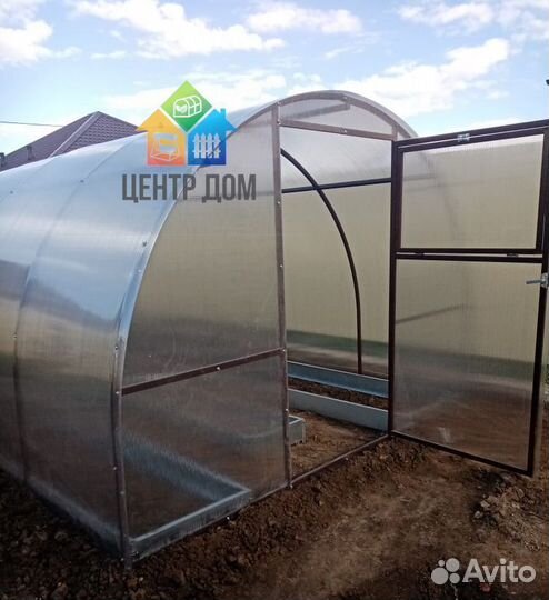 Теплица с поликарбонатом Степная