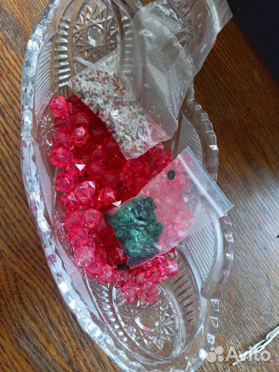 Набор для рукоделия(бусины биссер паетки)