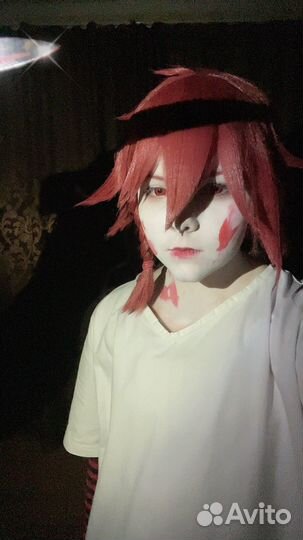 Парик красный