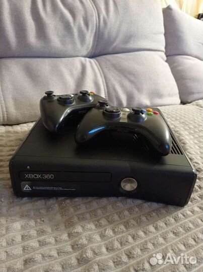 Приставка Xbox 360