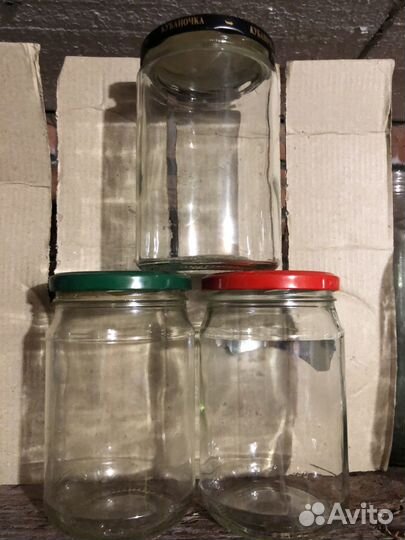 Банки стеклянные 0,7 л под винтовые крышки