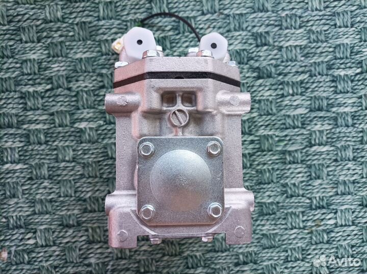 Рефкомпрессор Mitsubishi 2F401 MH