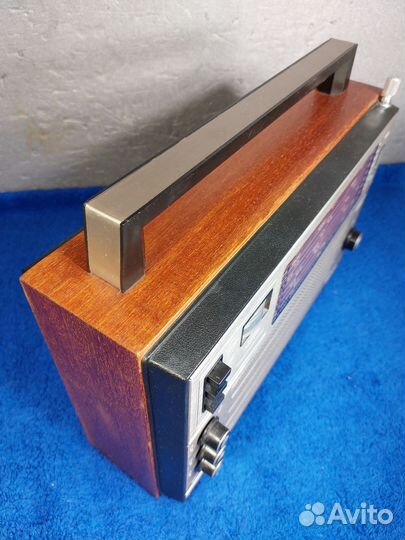 Радиоприемник селена В-215