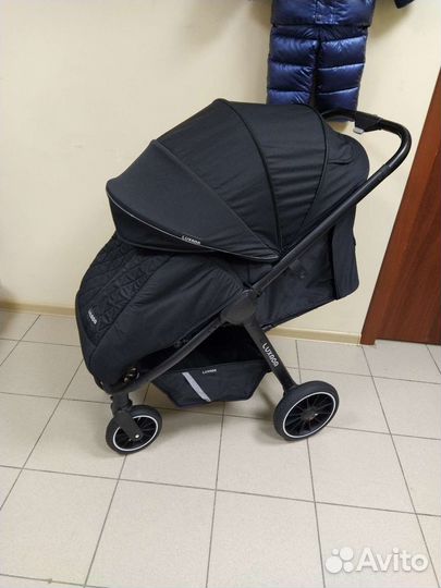 Новая всесезонная коляска Luxmom 720(black)