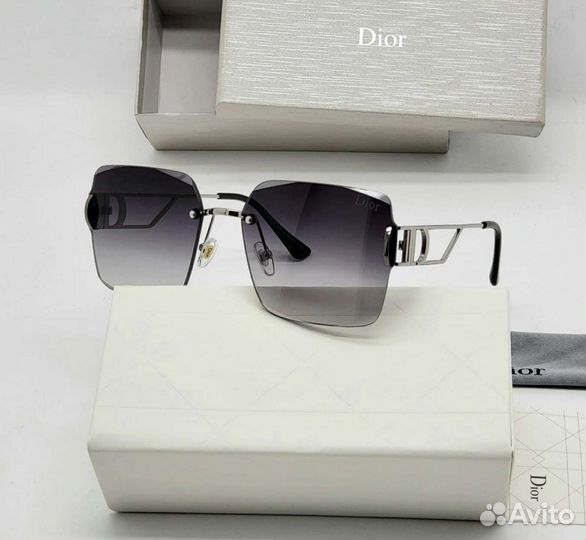 Солнцезащитные очки женские dior