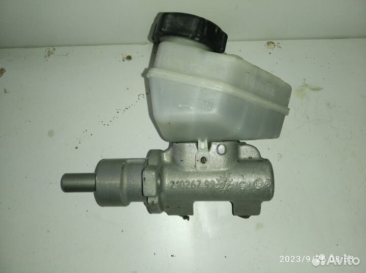 Главный тормозной цилиндр Форд Мондео