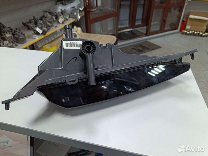 Фара противотуманная Land Rover Evoque LR72646