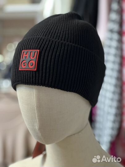 Мужская шапка hugo