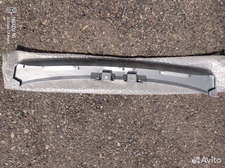 Накладка бампера перед Sandero Stepway 2