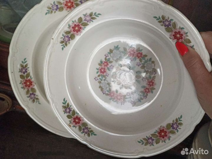 Тарелки 8 шт