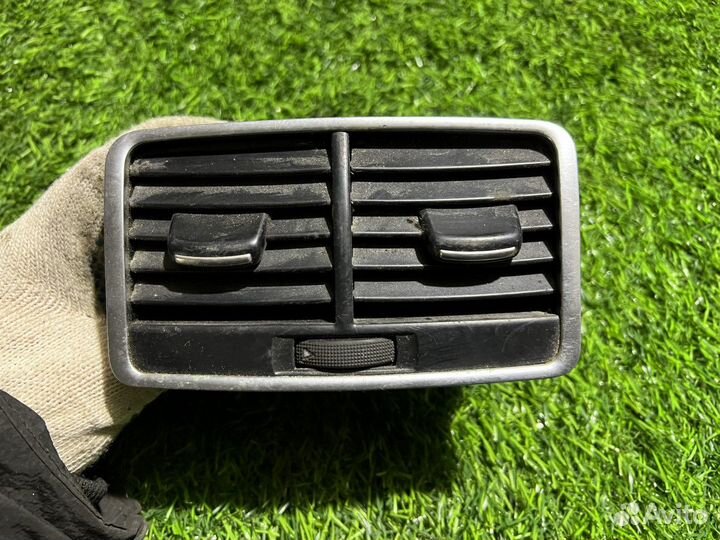 Дефлектор воздушный Audi A6 C6