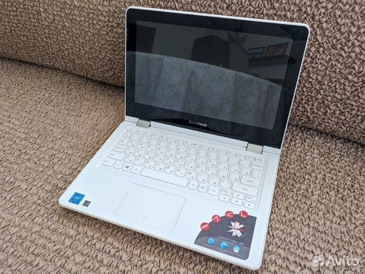 Ноутбук Lenovo yoga 300