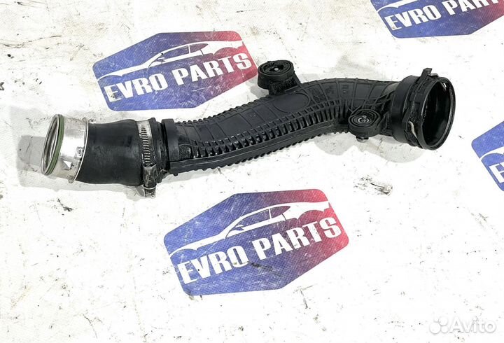 Патрубок интеркуллера VAG