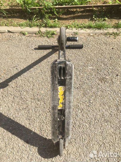 Трюковой самокат