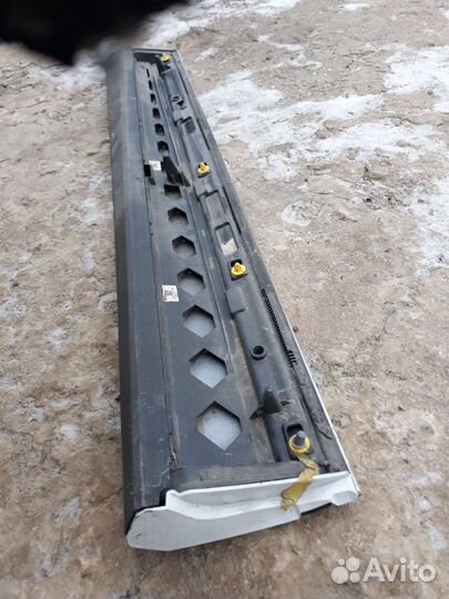 Ку8 Накладка двери передней правой Audi Q8