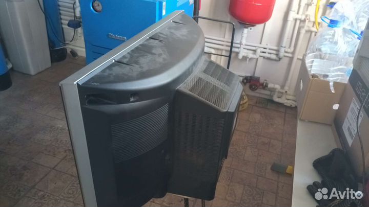 Телевизор Sanyo CE29FS1