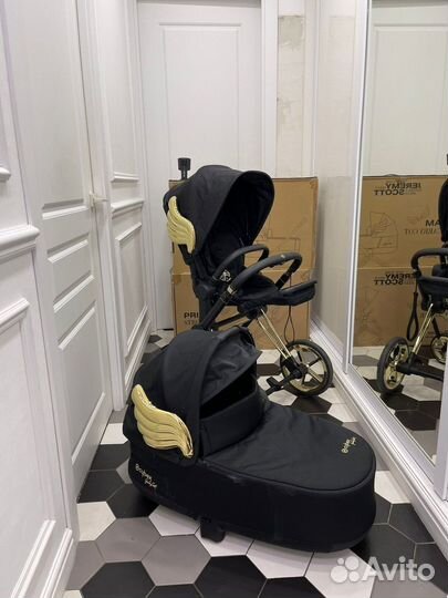 Cybex Priam III, Wings by Jeremy Scott (2-в-1)