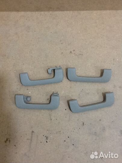 Ручки удобства пассажира Audi Q7