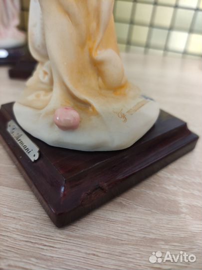 Статуэтка Armani