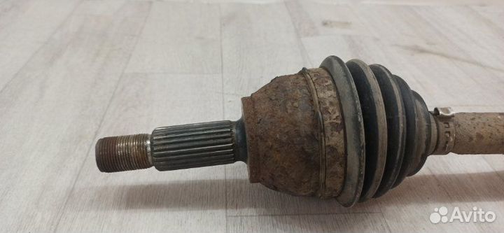 Привод передний левый Ford Fusion CBK 1.4 (fxja)