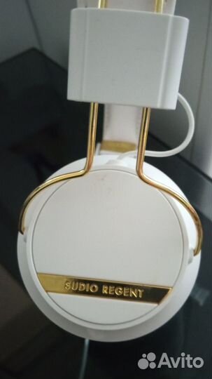 Беспроводные наушники