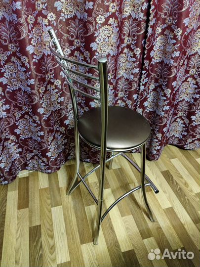 Стул барный